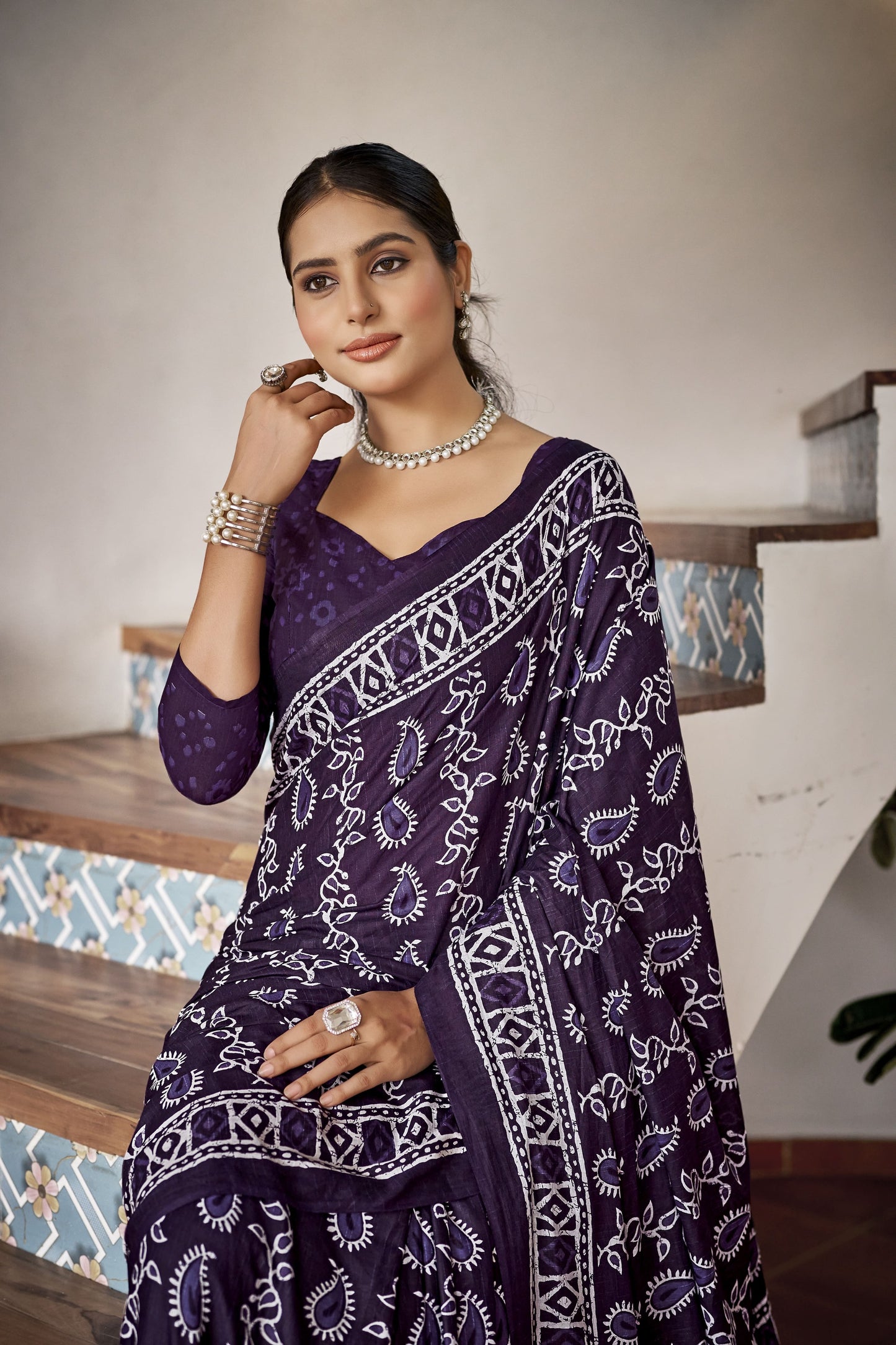 Handicraft Ladies Ikat Pure soft Cotton Sari With Blouse Piece
