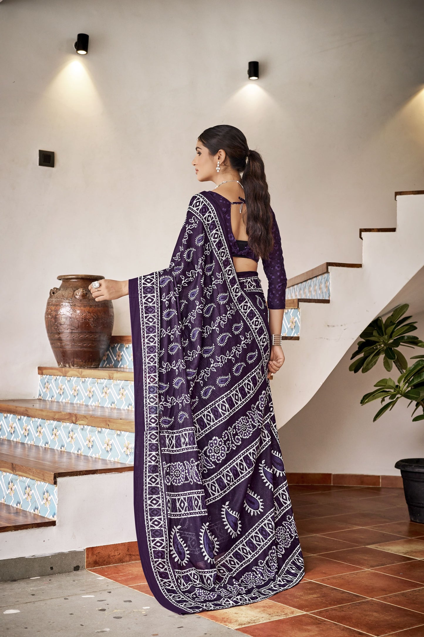 Handicraft Ladies Ikat Pure soft Cotton Sari With Blouse Piece