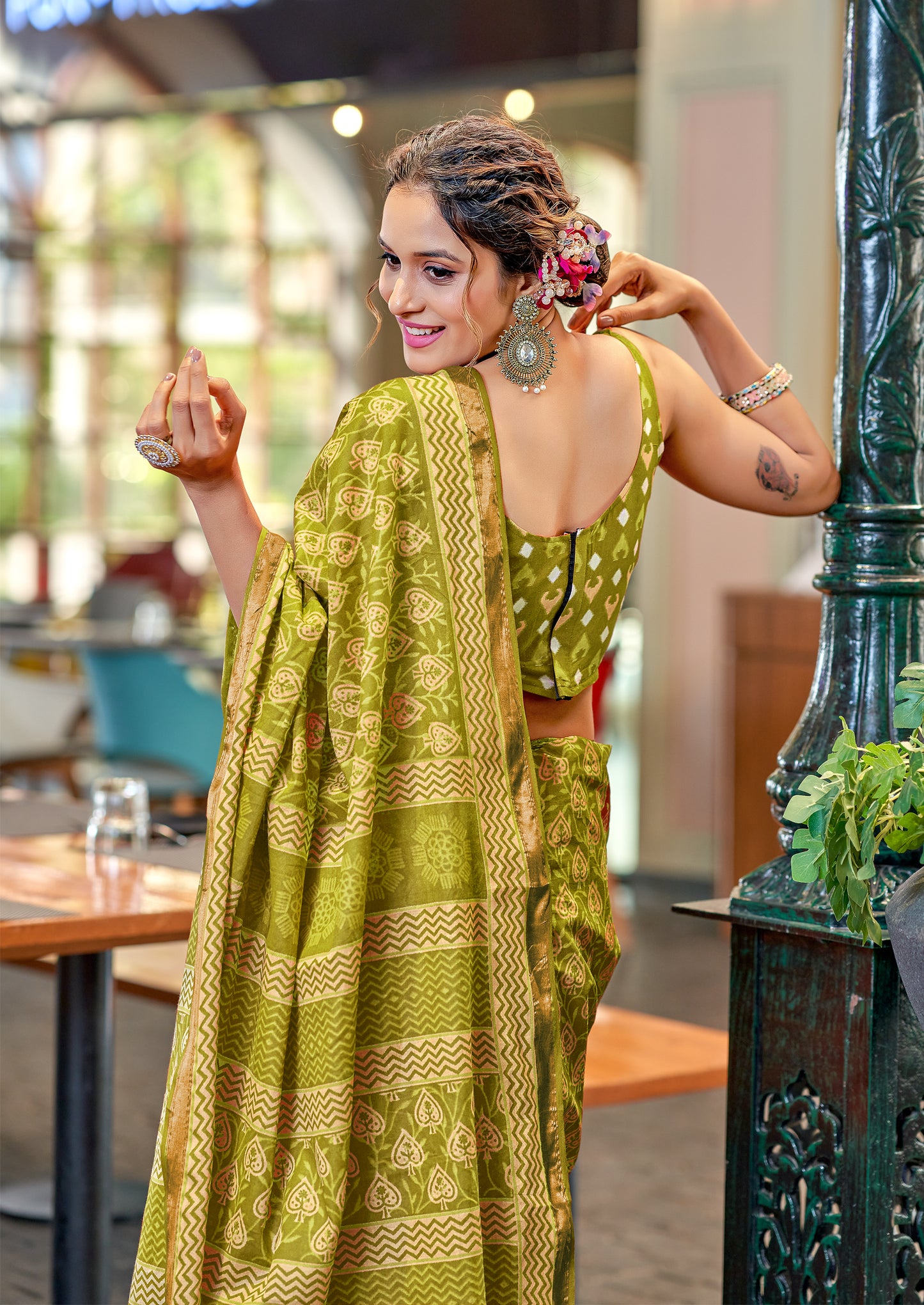 Beautifu Zari Border Bagru Ikat Hand Print Cotton mulmul sarees with blouse Piece