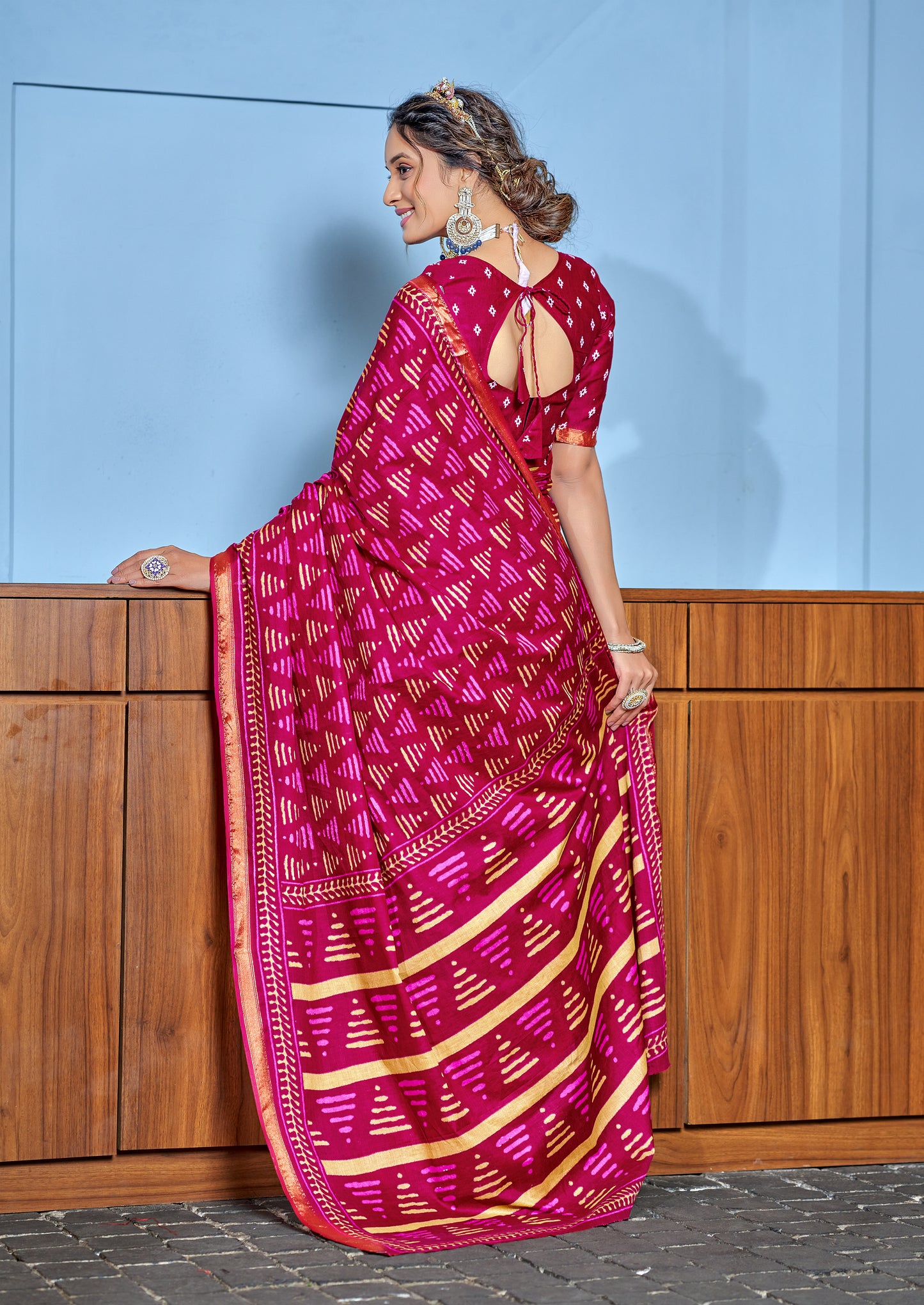 Beautifu Zari Border Bagru Ikat Hand Print Cotton mulmul sarees with blouse Piece