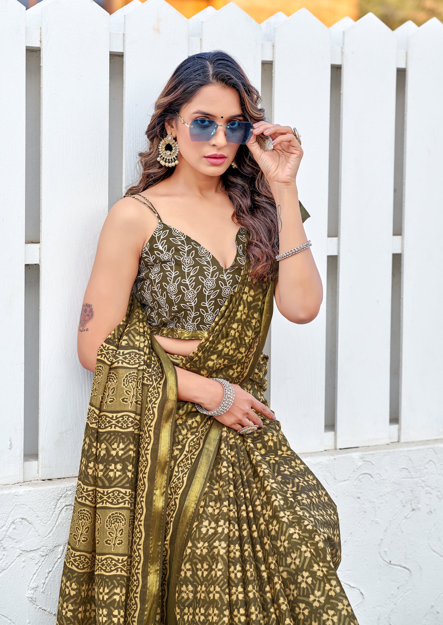 Beautifu Zari Border Bagru Ikat Hand Print Cotton mulmul sarees with blouse Piece