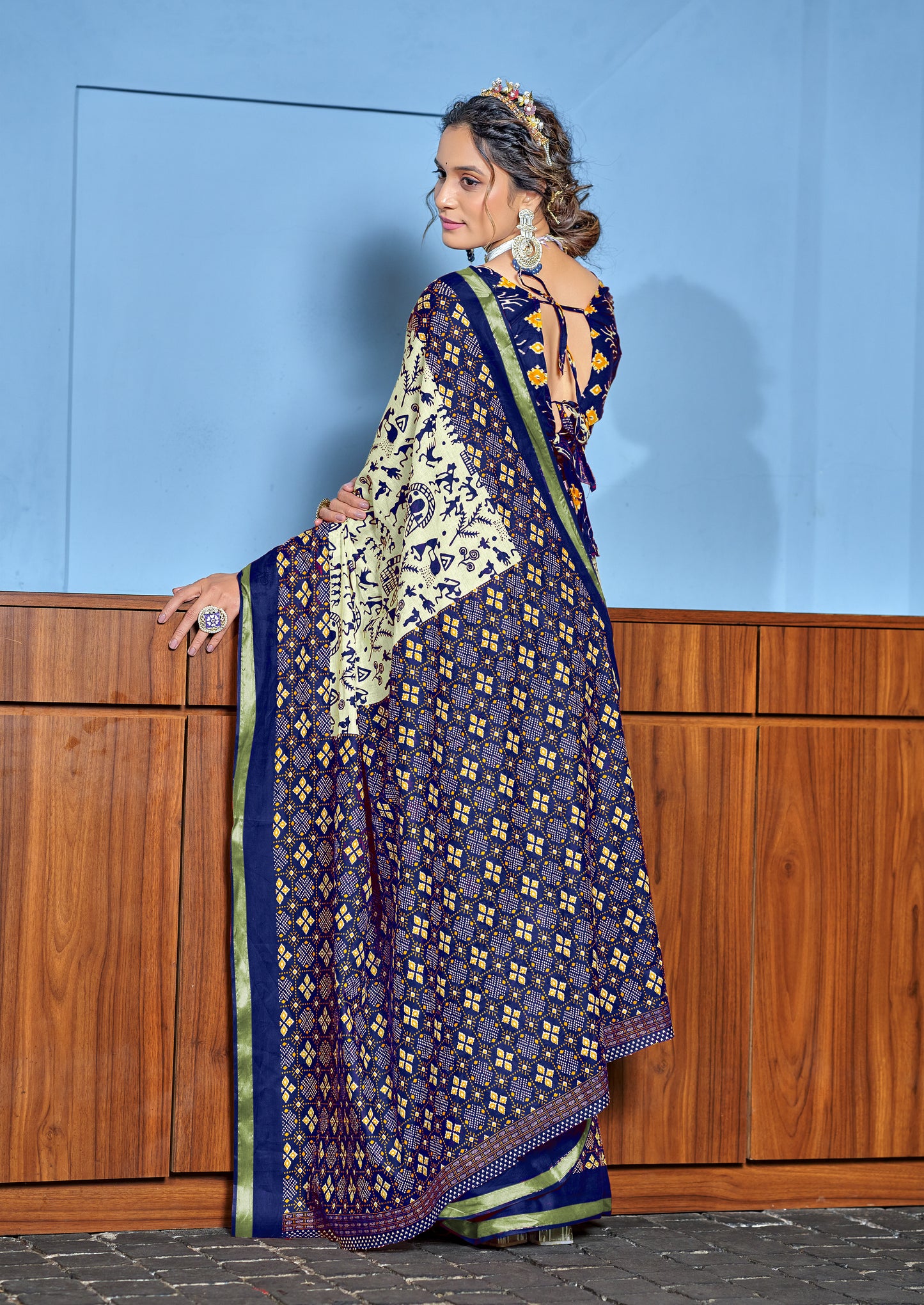 Beautifu Zari Border Bagru Ikat Hand Print Cotton mulmul sarees with blouse Piece