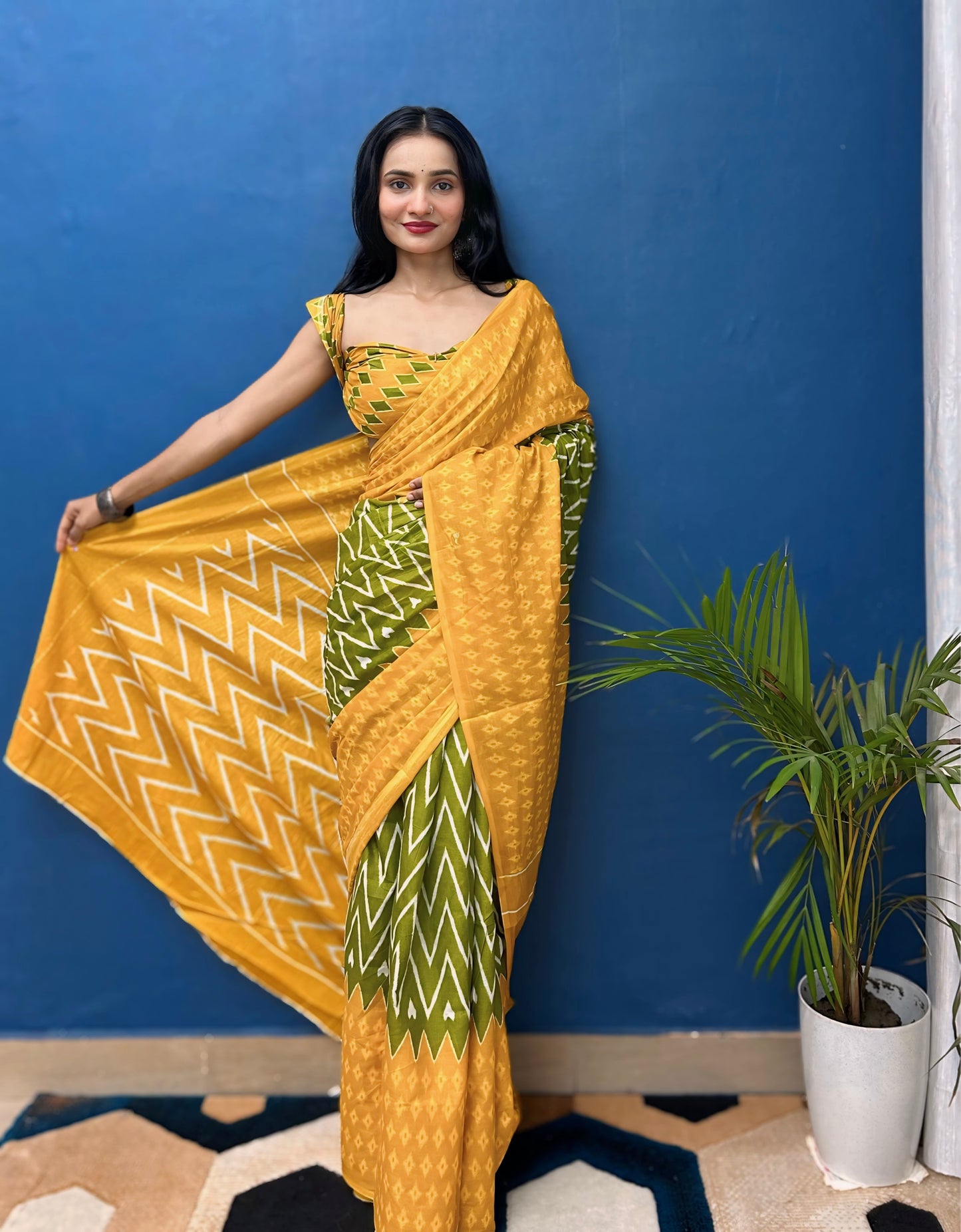 Handicraft Women's Ikat Pure soft Cotton Saree With Blouse Piece