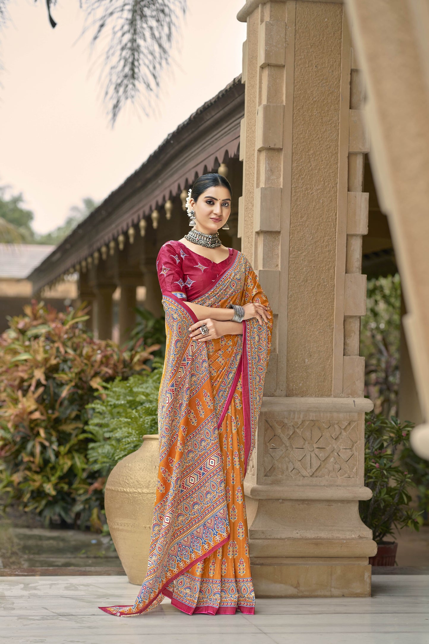 Handicraft Ladies Ikat Pure soft Cotton Sari With Blouse Piece LKH