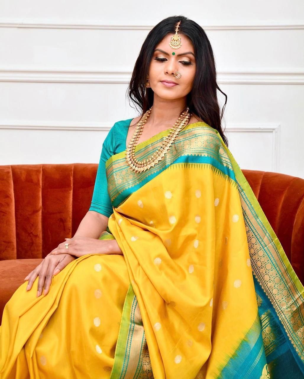 Ethinic Pocket Beautiful Yellow Soft Silk Jacquard Zari Weaving Saree.