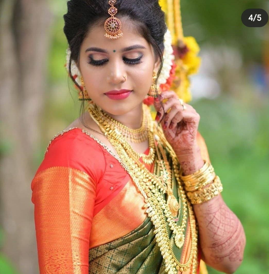 GREENBanarasi zari woven SOFT LICHI SILK SAREESAREE