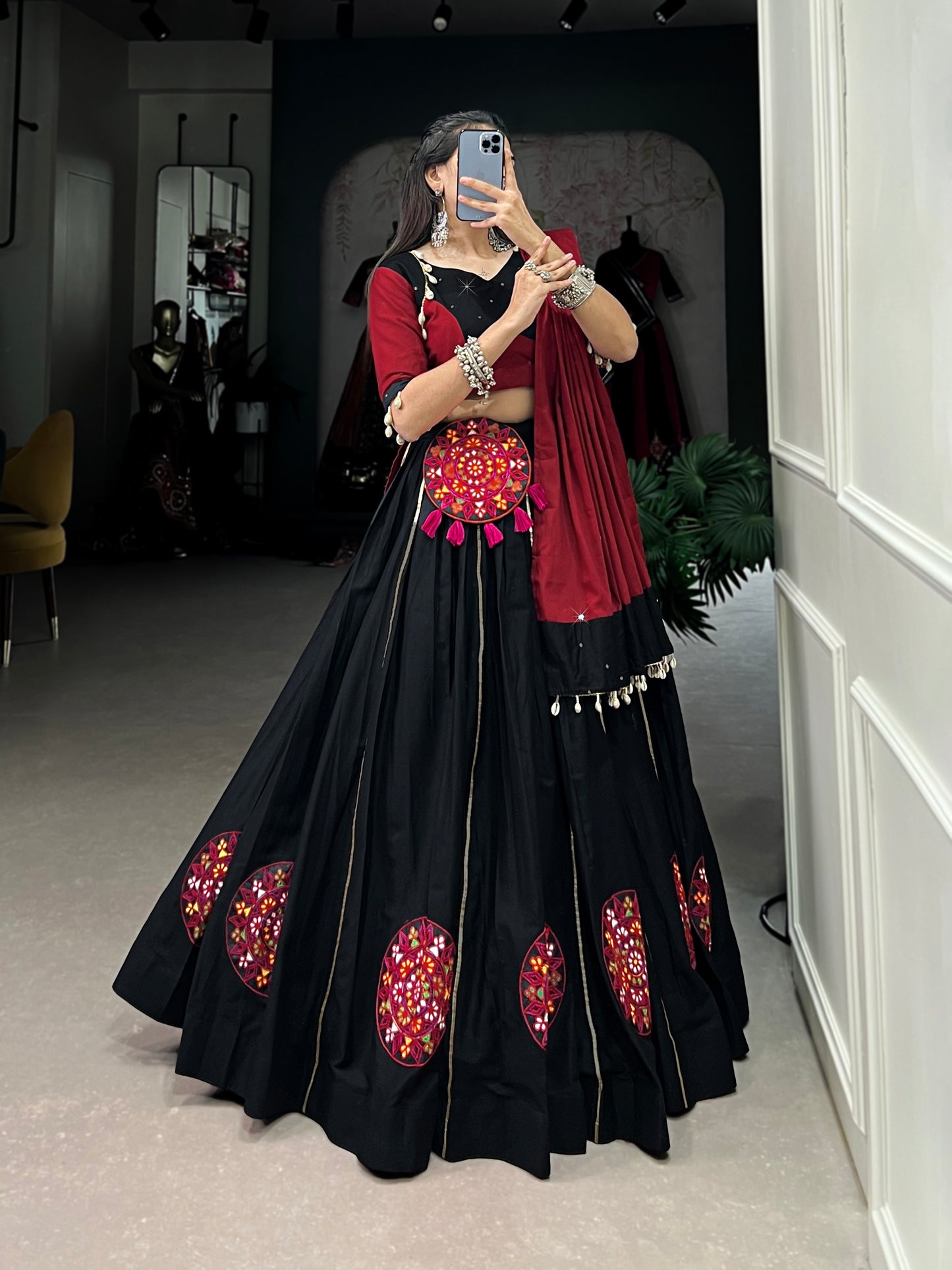 PLAIN AND GAMTHI PATCH WORK WITH GOTA PATI NAVARATRI COLLECTION LEHNGA CHOLI